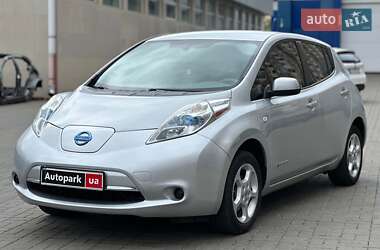 Хэтчбек Nissan Leaf 2012 в Одессе