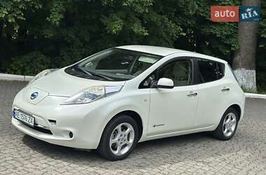 Хэтчбек Nissan Leaf 2012 в Черновцах