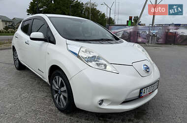 Хэтчбек Nissan Leaf 2013 в Ивано-Франковске