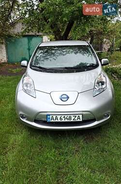 Хэтчбек Nissan Leaf 2014 в Киеве