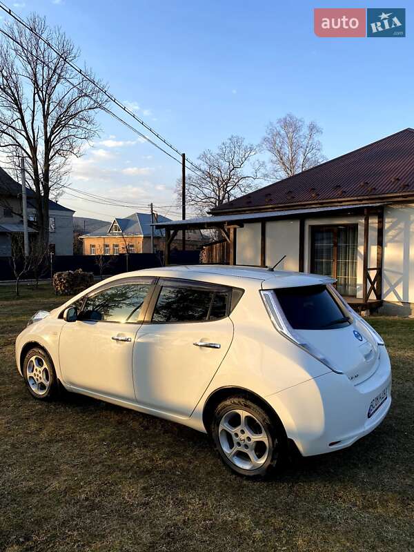 Nissan Leaf 2015