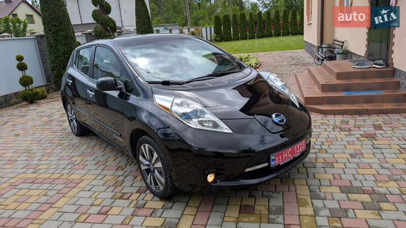 Хэтчбек Nissan Leaf 2014 в Ивано-Франковске