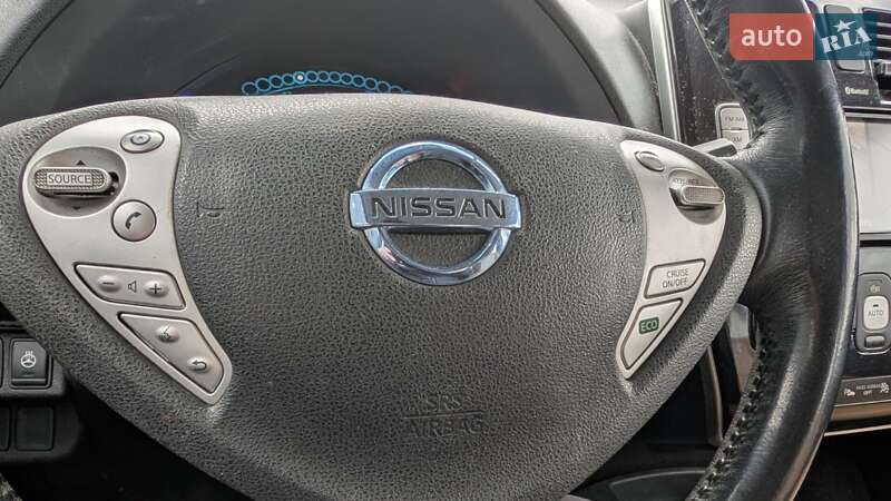 Хэтчбек Nissan Leaf 2014 в Ивано-Франковске
