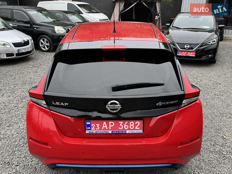 Хэтчбек Nissan Leaf 2020 в Хмельницком