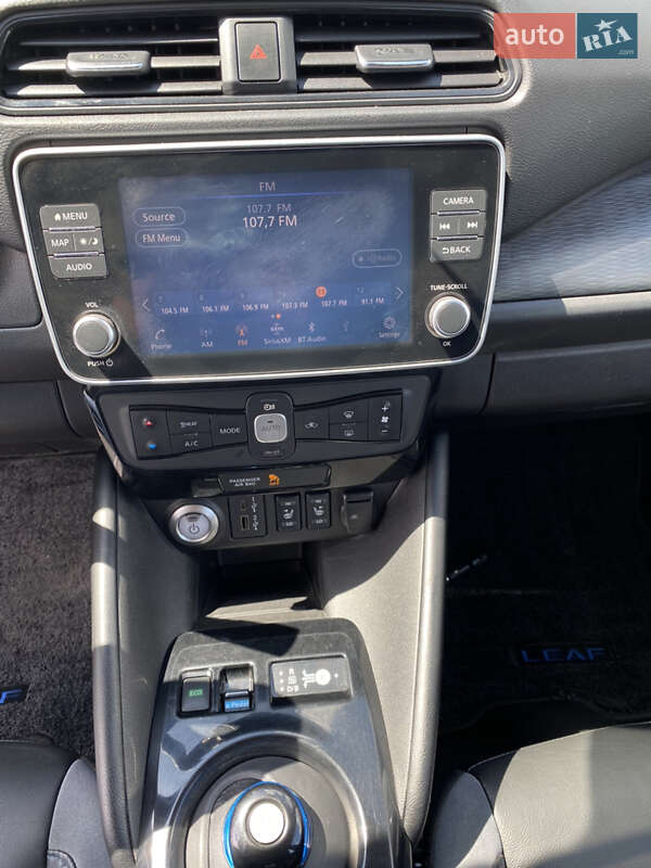 Хетчбек Nissan Leaf 2020 в Житомирі