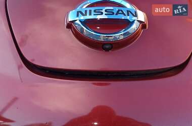 Хэтчбек Nissan Leaf 2014 в 