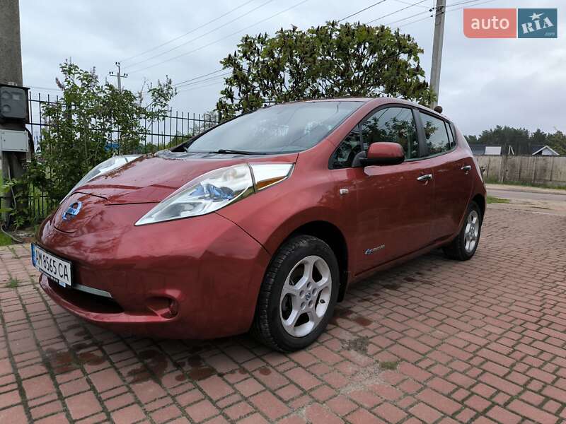Хэтчбек Nissan Leaf 2013 в Житомире