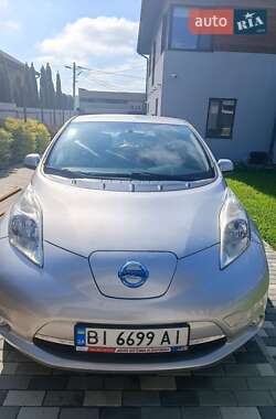 Хетчбек Nissan Leaf 2014 в Полтаві
