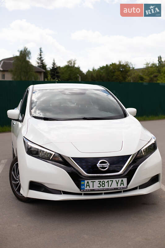 Хетчбек Nissan Leaf 2021 в Івано-Франківську