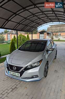 Хетчбек Nissan Leaf 2021 в Вінниці