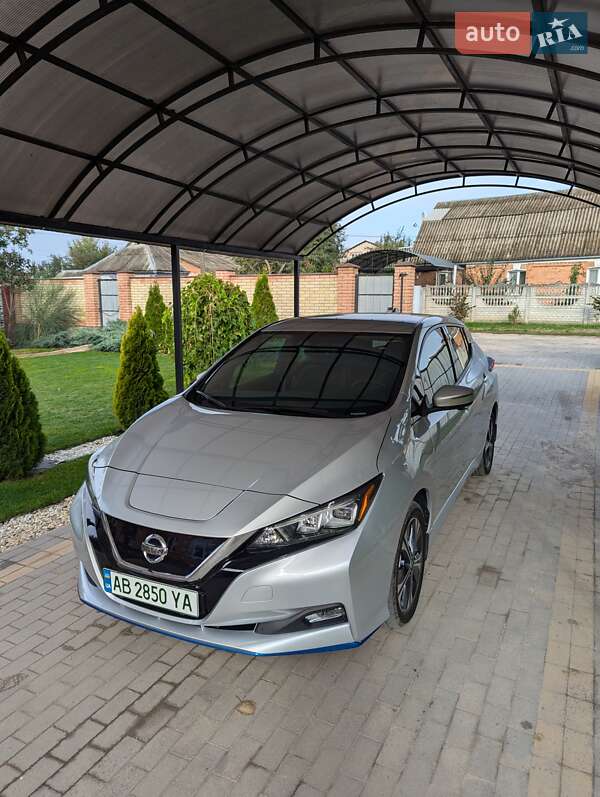 Nissan Leaf 2021