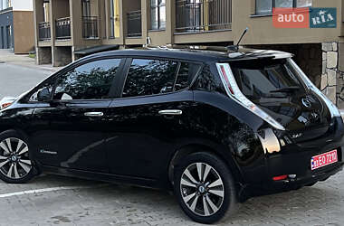 Хэтчбек Nissan Leaf 2014 в 