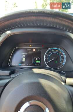 Хэтчбек Nissan Leaf 2018 в 