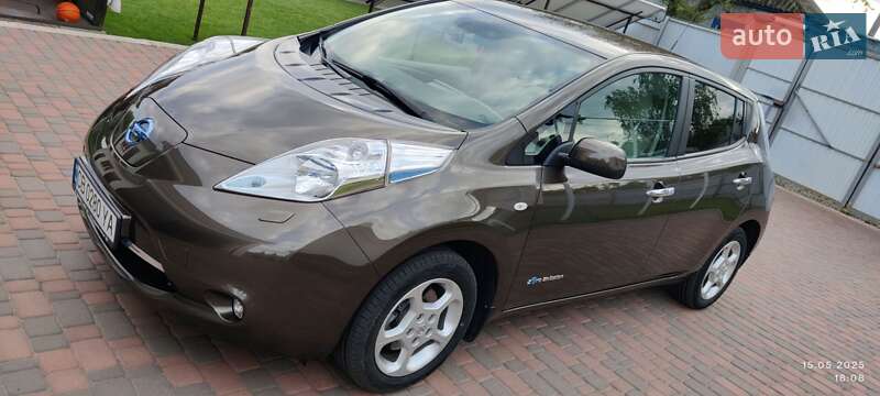 Хетчбек Nissan Leaf 2016 в Прилуках