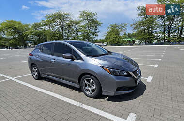 Хетчбек Nissan Leaf 2019 в 