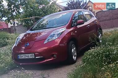 Хэтчбек Nissan Leaf 2011 в Одессе
