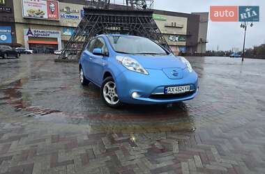 Хэтчбек Nissan Leaf 2012 в Киеве