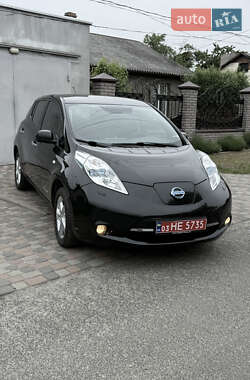Хэтчбек Nissan Leaf 2014 в Луцке