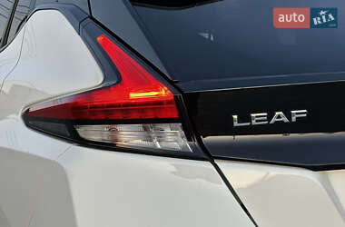 Хетчбек Nissan Leaf 2020 в 