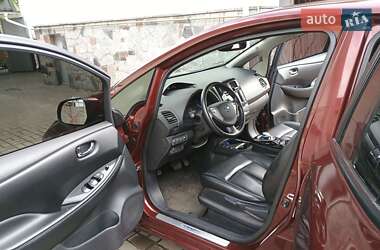 Хэтчбек Nissan Leaf 2015 в 