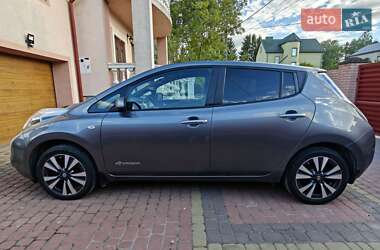 Хэтчбек Nissan Leaf 2015 в 