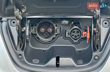 Хэтчбек Nissan Leaf 2014 в 