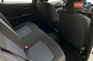 Хэтчбек Nissan Leaf 2021 в 