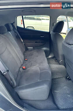 Хэтчбек Nissan Leaf 2014 в 