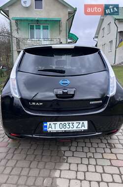 Хетчбек Nissan Leaf 2012 в 
