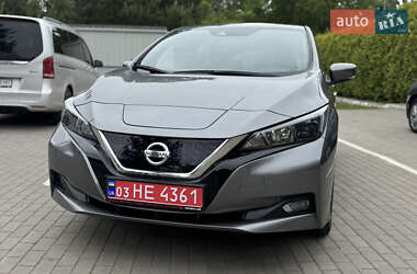 Хетчбек Nissan Leaf 2021 в 