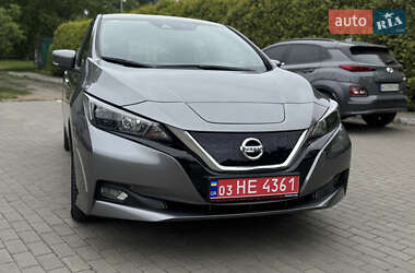 Хетчбек Nissan Leaf 2021 в 