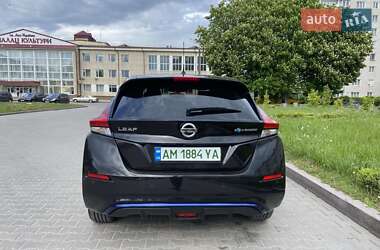 Хетчбек Nissan Leaf 2018 в 