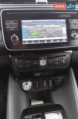 Хетчбек Nissan Leaf 2018 в 