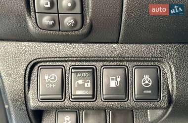 Хетчбек Nissan Leaf 2013 в 