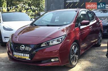 Хэтчбек Nissan Leaf 2019 в Львове