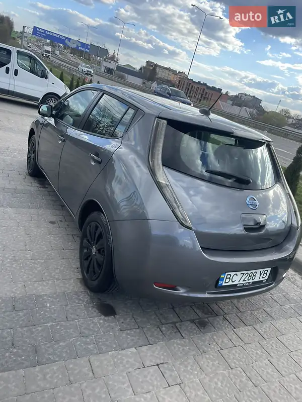 Nissan Leaf 2016