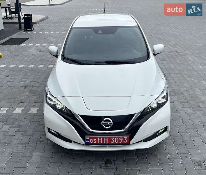 Хэтчбек Nissan Leaf 2020 в Владимире
