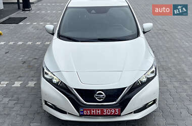 Хетчбек Nissan Leaf 2020 в 