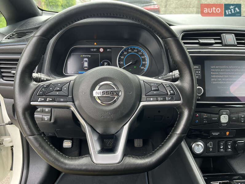 Хэтчбек Nissan Leaf 2020 в Владимире