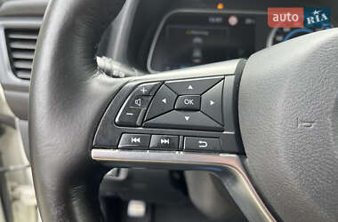 Хетчбек Nissan Leaf 2020 в 