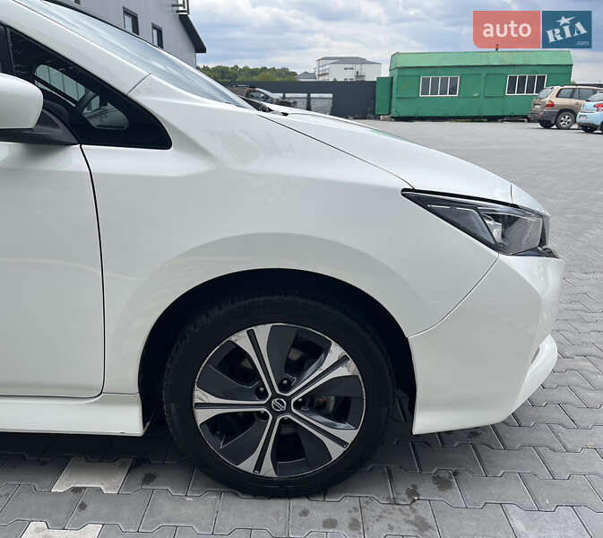 Хэтчбек Nissan Leaf 2020 в Владимире