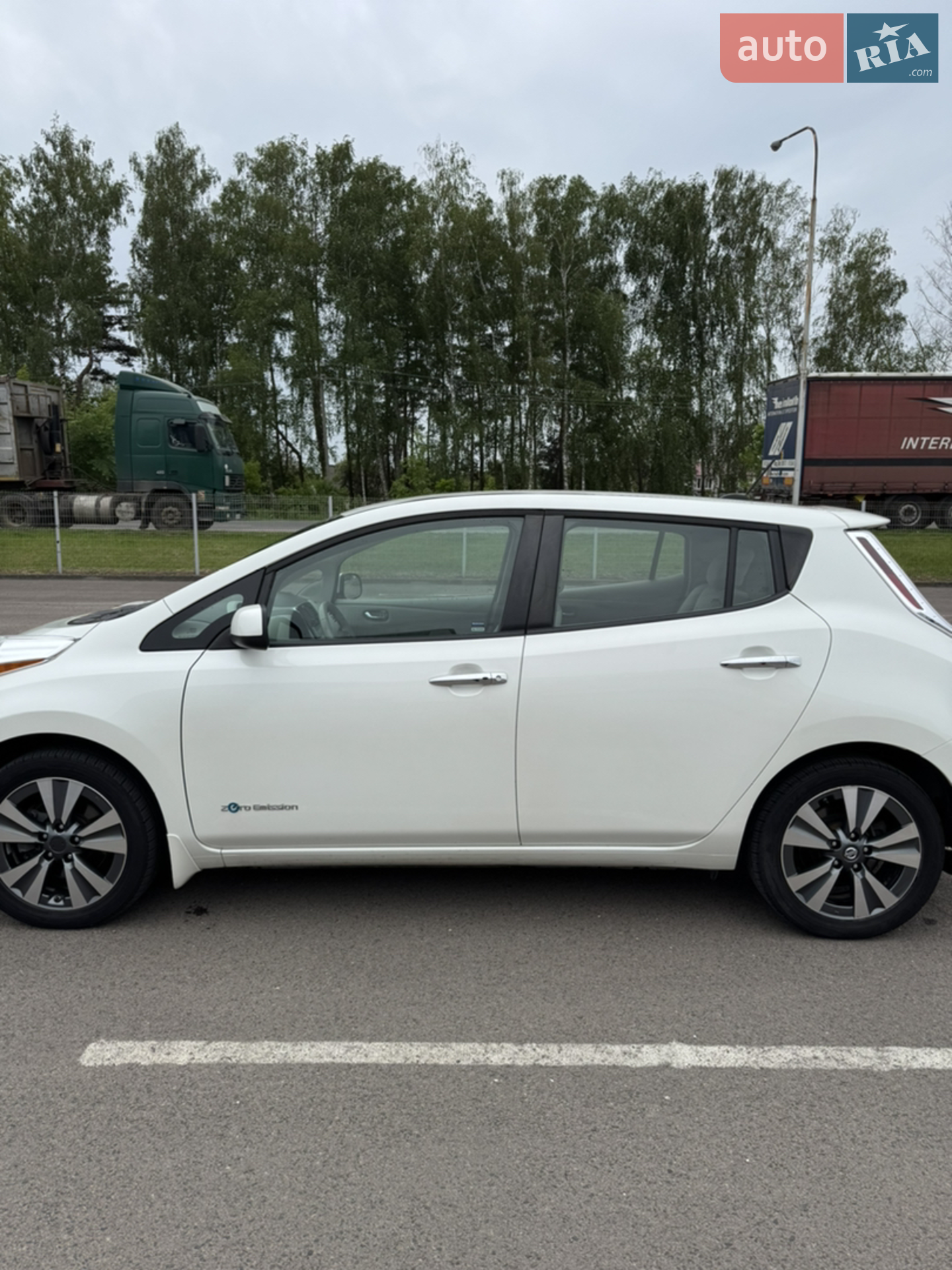 2016 Nissan Leaf - мініатюра 35
