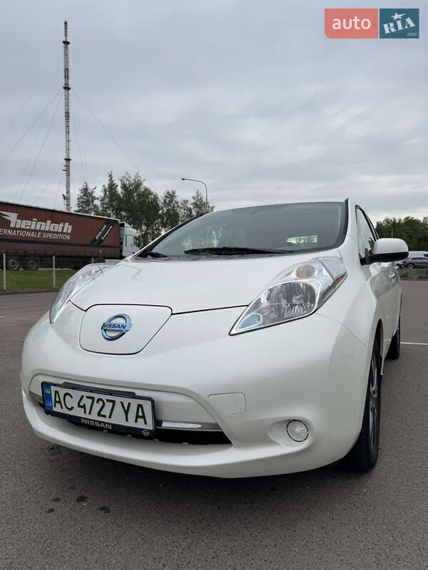 Хетчбек Nissan Leaf 2016 в Ковелі
