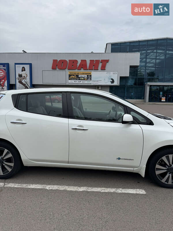 Хетчбек Nissan Leaf 2016 в Ковелі