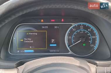 Хэтчбек Nissan Leaf 2019 в 