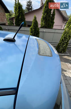 Хэтчбек Nissan Leaf 2012 в 