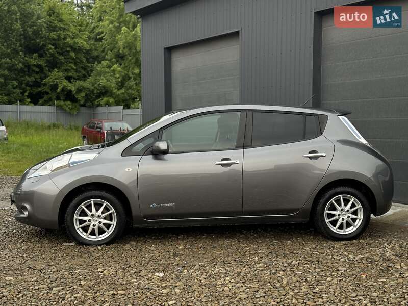 Хетчбек Nissan Leaf 2015 в Трускавці