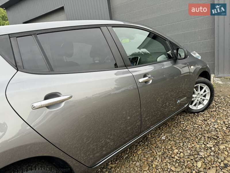 Хетчбек Nissan Leaf 2015 в Трускавці