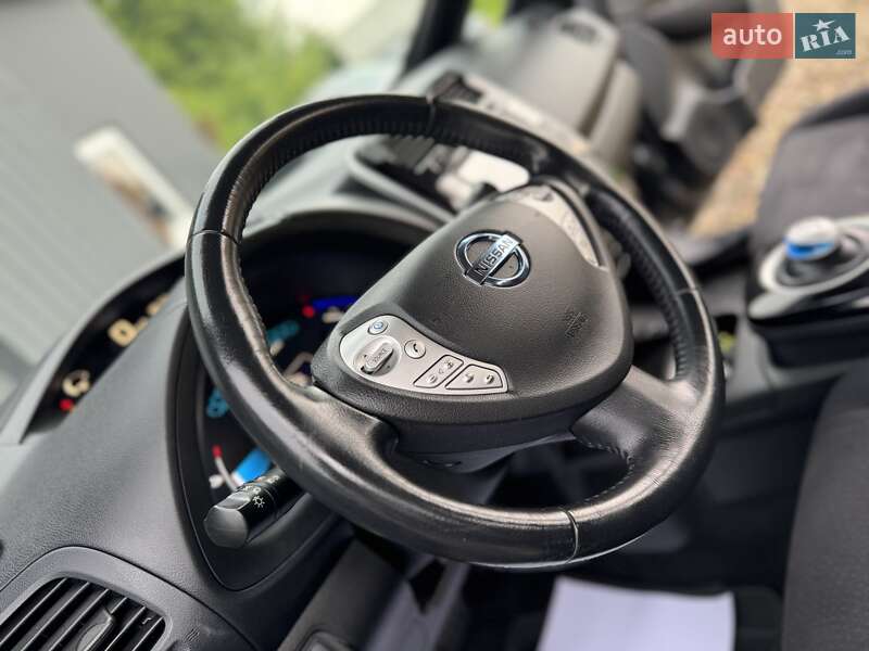 Хетчбек Nissan Leaf 2015 в Трускавці
