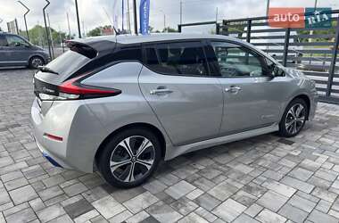 Хетчбек Nissan Leaf 2019 в 